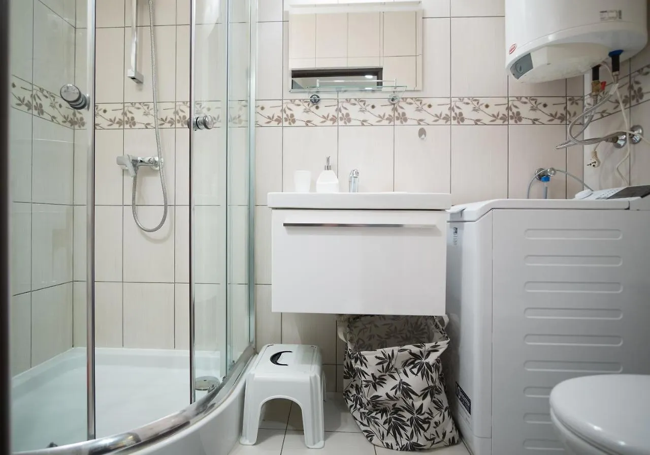 Apartamenty Krupowki I Styl, Krupowki Inn I Studio Mila W Centrum Przy Krupowkach Apartzakop Zakopane 0*,  Polónia