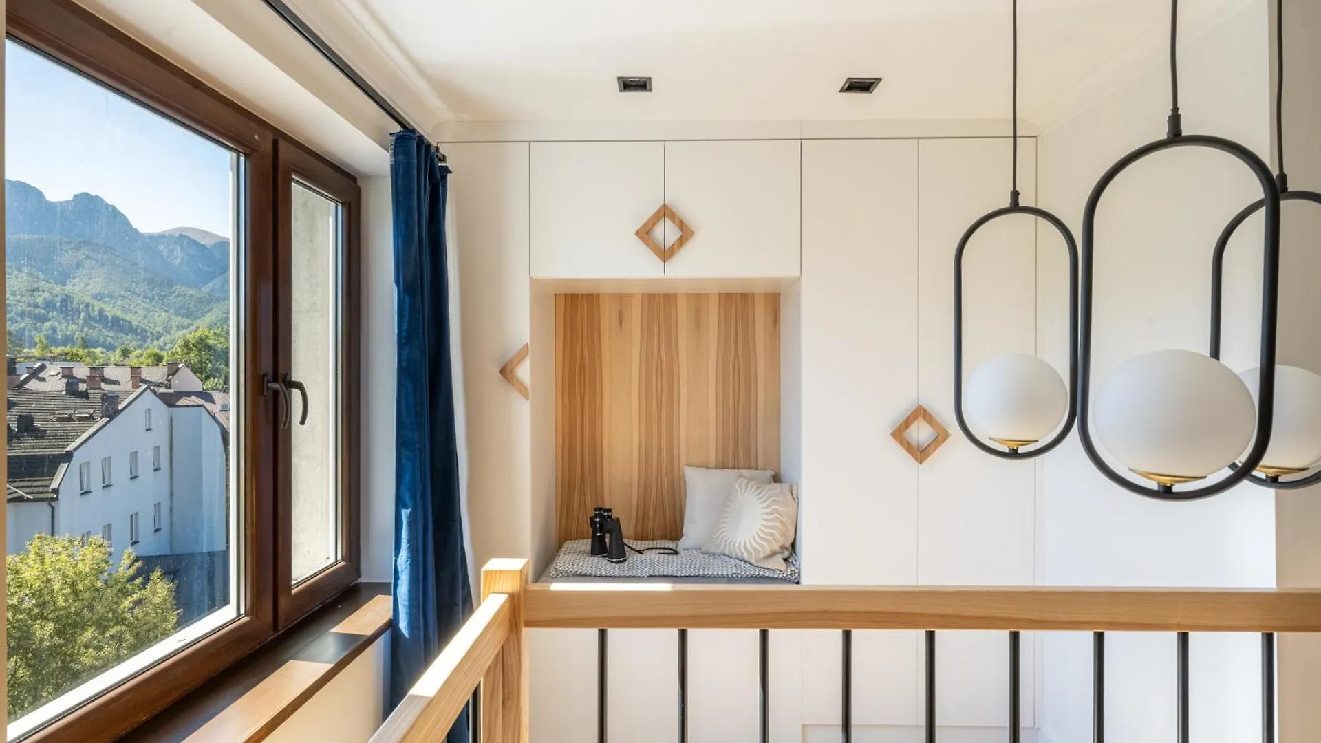 Apartamenty Krupowki I Styl, Krupowki Inn I Studio Mila W Centrum Przy Krupowkach Apartzakop Zakopane Polónia